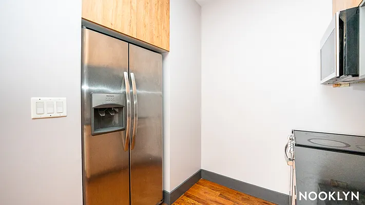 Rented by Nooklyn NYC LLC | media 7