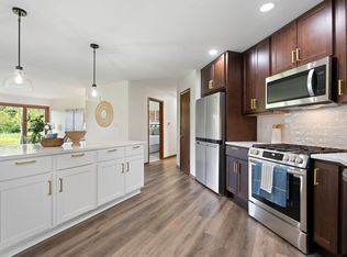 108 E Mequon Rd, Mequon, WI 53092