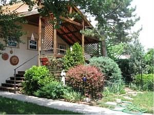 3rd image of 130 Knox Ct