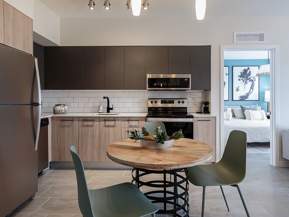 Kitchen Area | Grand Station Miam