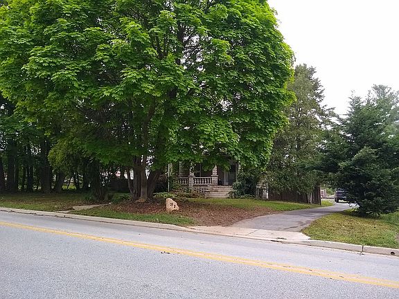 2nd image of 4516 Kenwood Ave