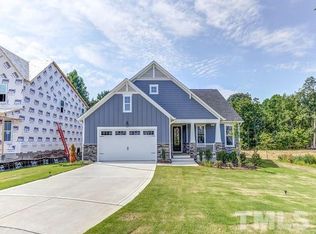 1124 Dairy Glen Dr, Fuquay Varina, NC 27526