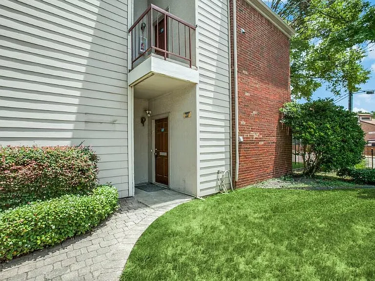 9747 Whitehurst Dr #67 — Photo 8