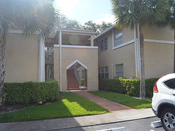 3rd image of 840 Twin Lakes Drive #19-F