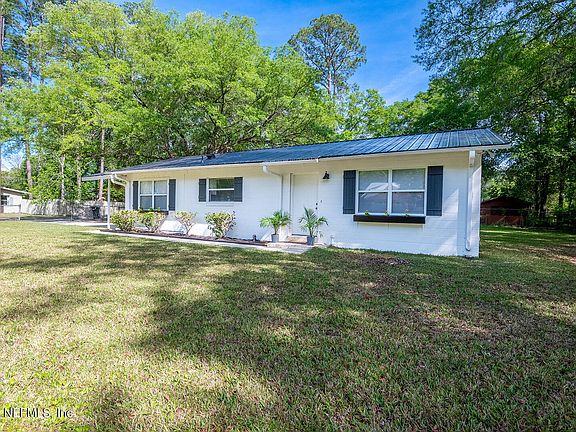 3rd image of 1003 SOUTHGATE Drive