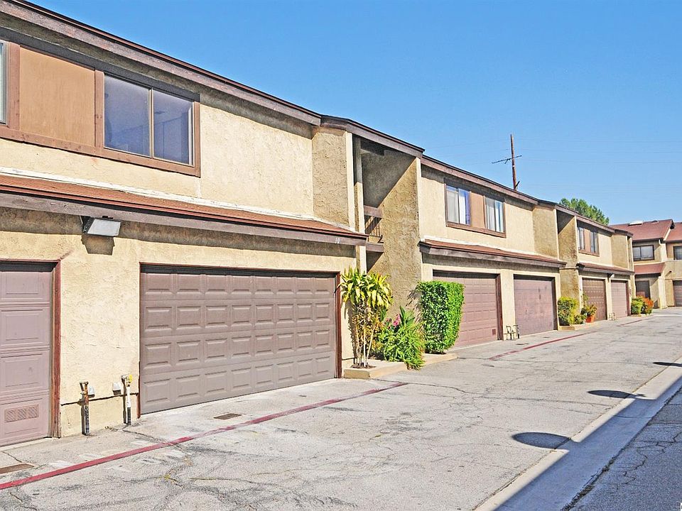 1st image of 9625 Sylmar Ave Unit 10