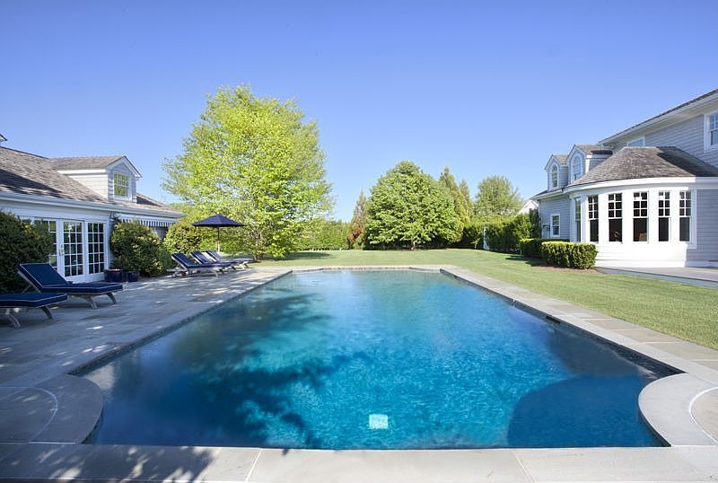 2nd image of 9 Halsey Farm Dr