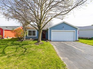 20 Tall Tree Dr, Penfield, NY 14526