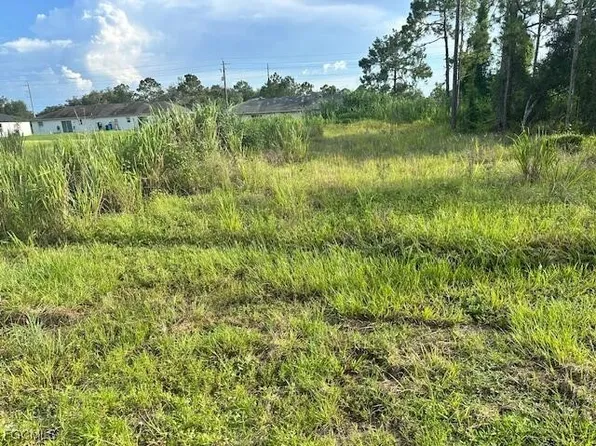 4453/4455 30th St SW, Lehigh Acres, FL 33973
