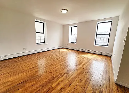 1358 Sheridan Ave #4D Photo 1 1358 Sheridan Ave #4D Photo 1