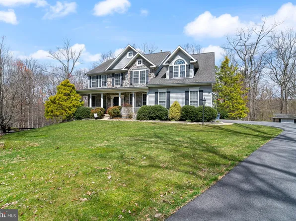 6 Copewood Ct, Manchester, MD 21102