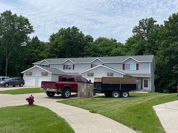 2nd image of 459 Woodrush Ct NW