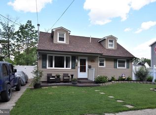 1307 Wood St, Burlington, NJ 08016