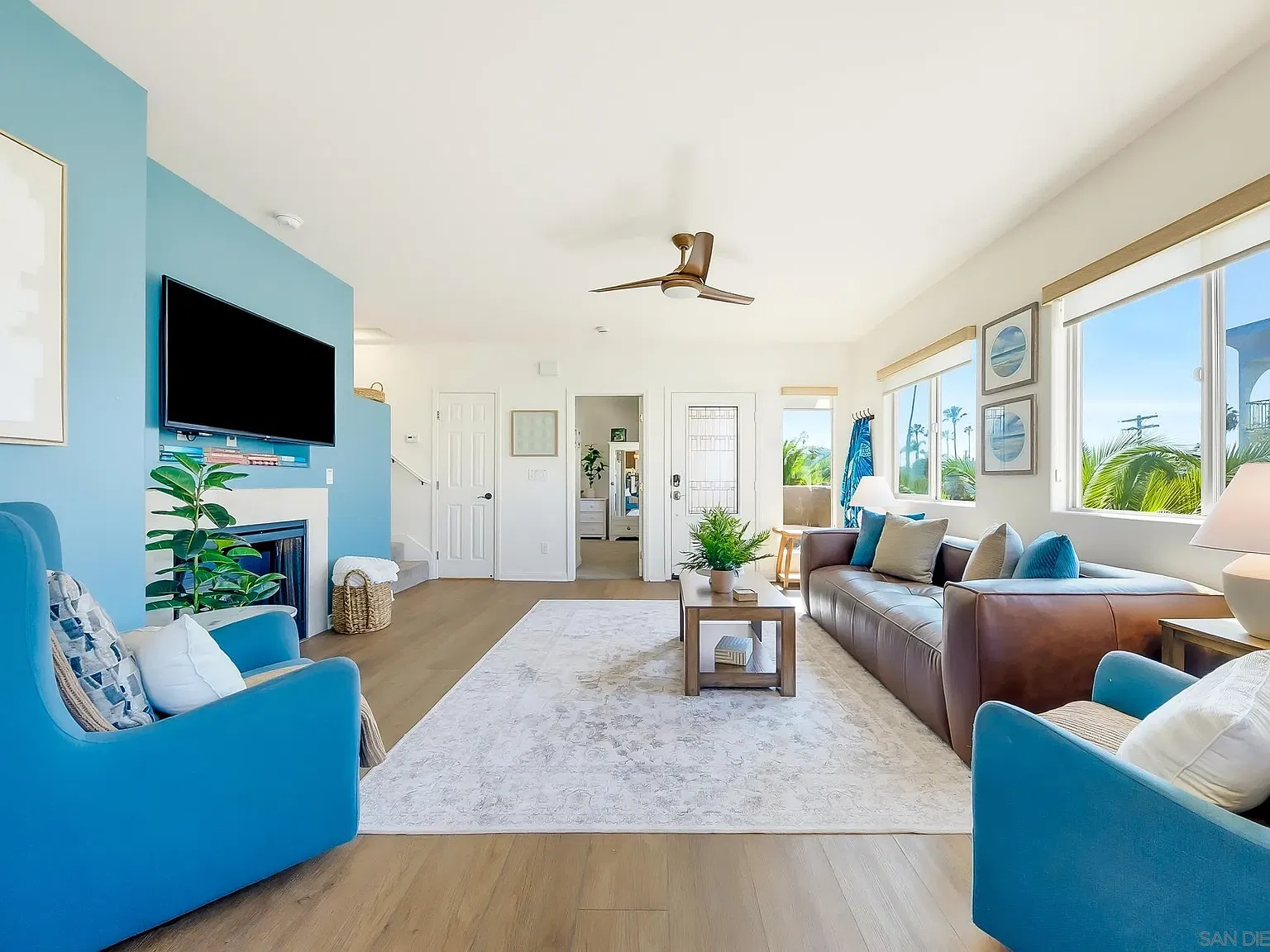 3 bed, 2.5 bath, 1308 sqft, $9,000 — Photo 4