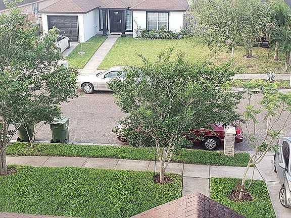 3rd image of 1335 Janet Ln