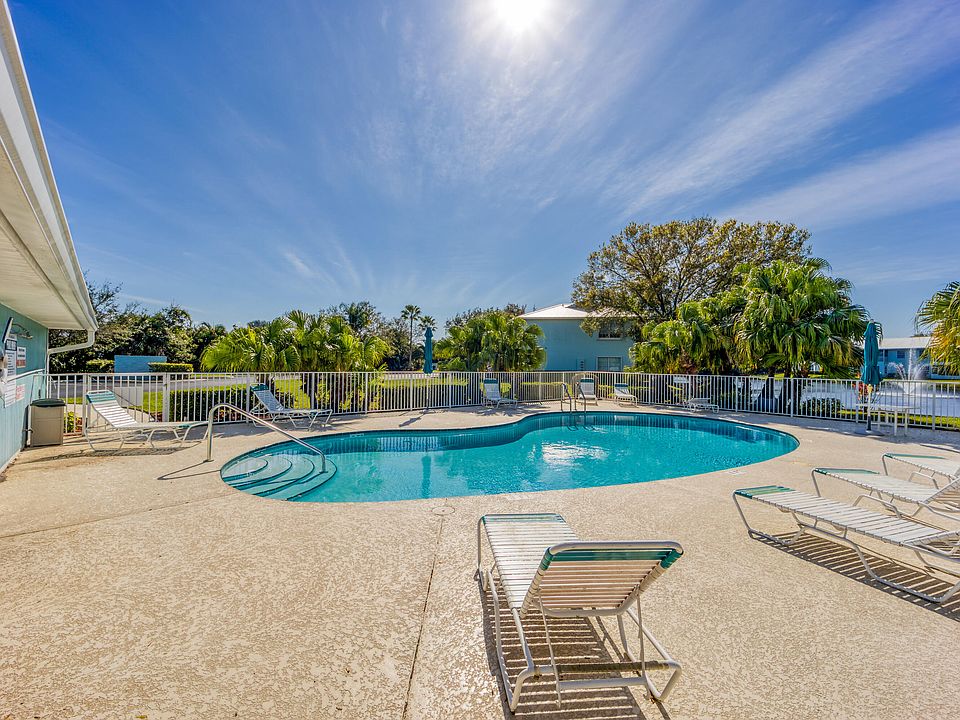 1st image of 1122 SW Swan Lake Circle #1403