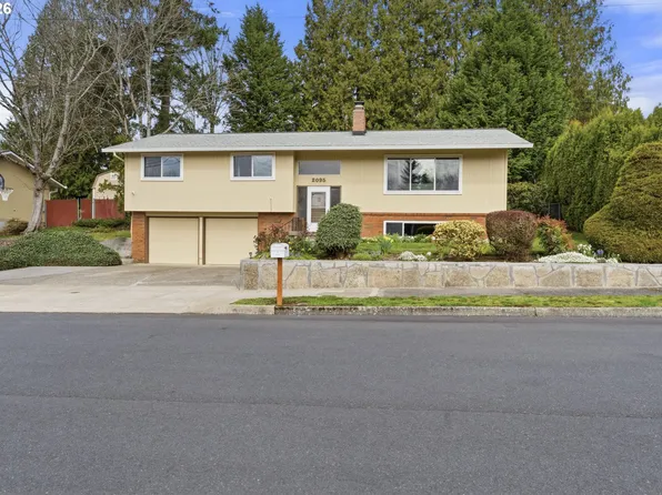 2095 NW 3rd St, Gresham, OR 97030