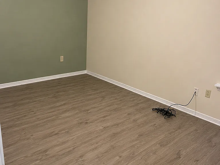 11620 Chemstrand Rd #5 — Photo 10