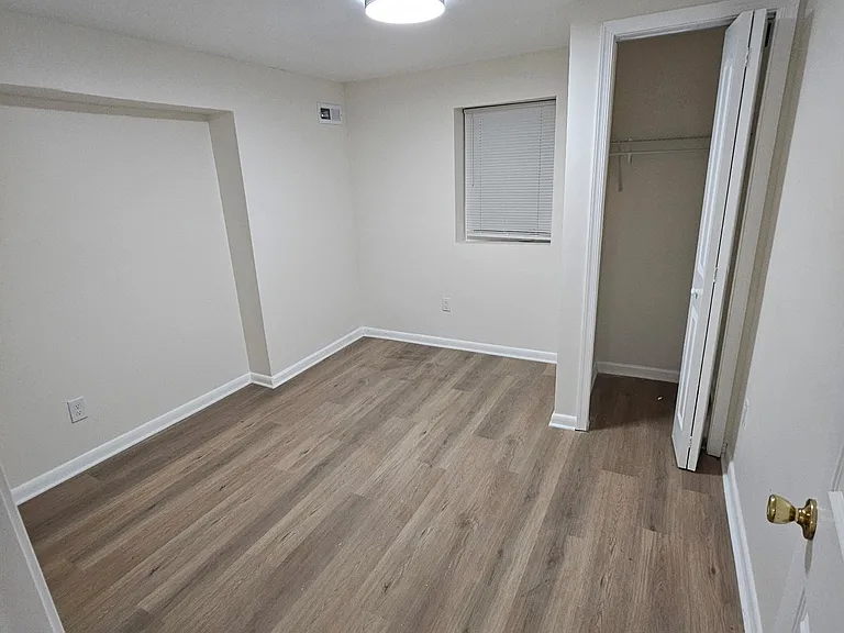 2305 Oxon Run Dr — Photo 14