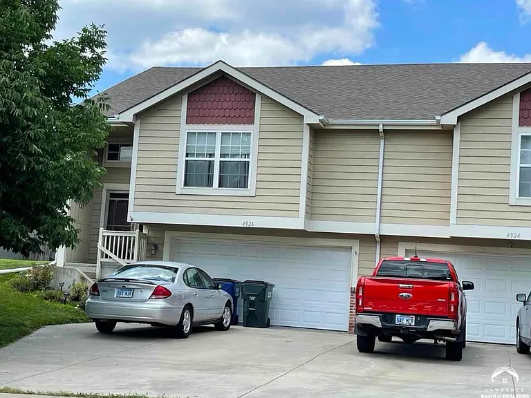 4926 Stoneback Pl — Photo 1