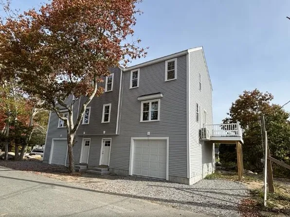 46 Holt Road #A, Buzzards Bay, MA 02532