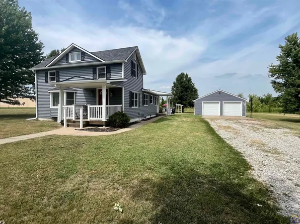 208 Barclay St, Osage City, KS 66523