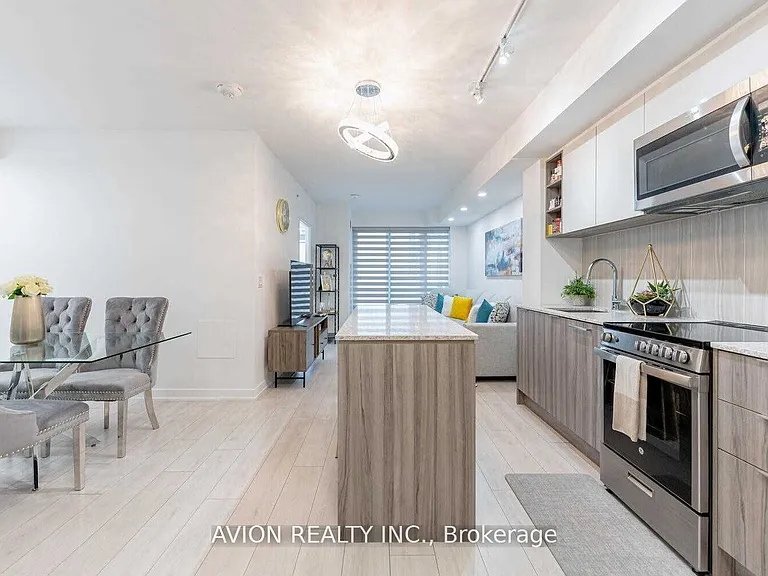 31 Tippett Rd #336 — Photo 2
