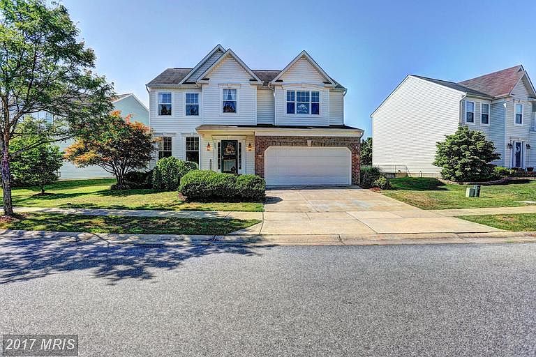 1st image of 809 Anna Ln