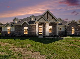 7020 Southrock Rd, Midlothian, TX 76065