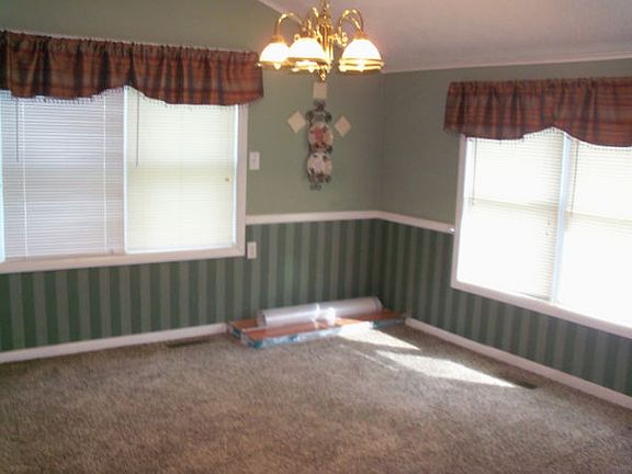 Dining Rm