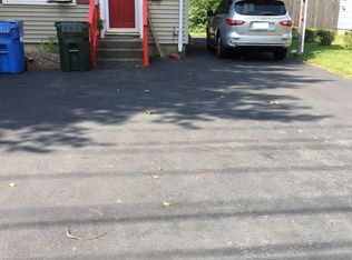 609 New London Tpke, Norwich, CT 06360