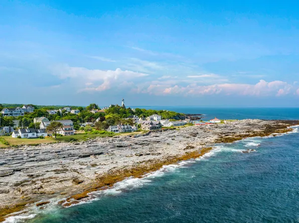 7 Dyer Lane, Cape Elizabeth, ME 04107