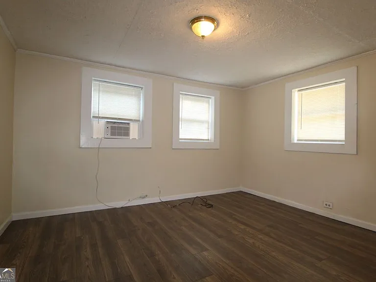 151 Hennon Dr NW — Photo 7