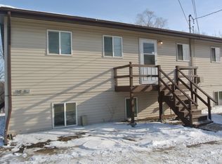 716 4th St SW APT D, Minot, ND 58701