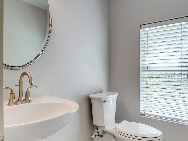 3824 Brown St #B — Photo 11