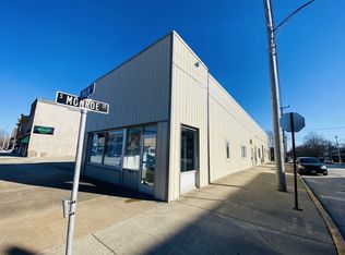 200 E Main St, Clinton, IL 61727