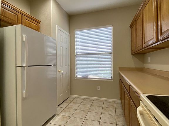 2nd image of 2545 W Warren Dr