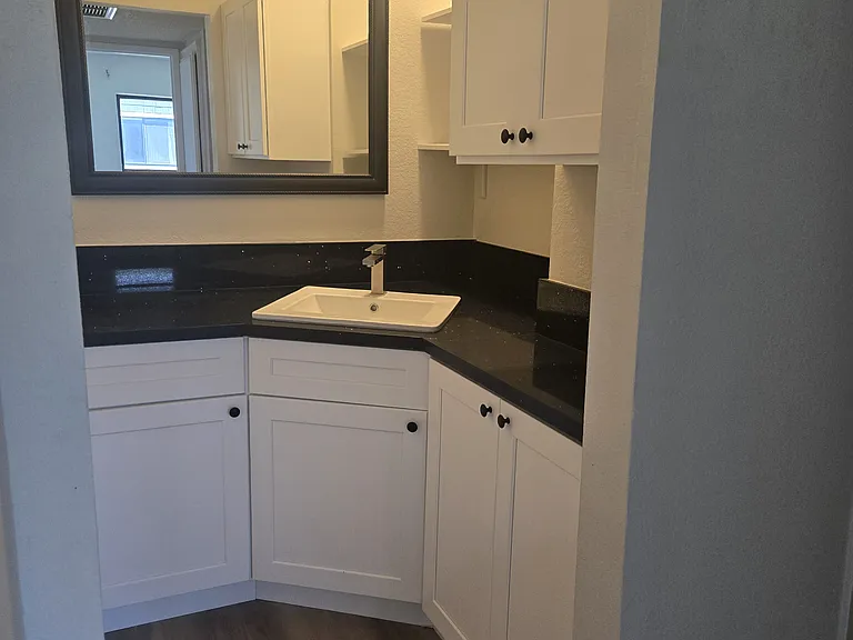 9047 Langdon Ave #15 — Photo 25