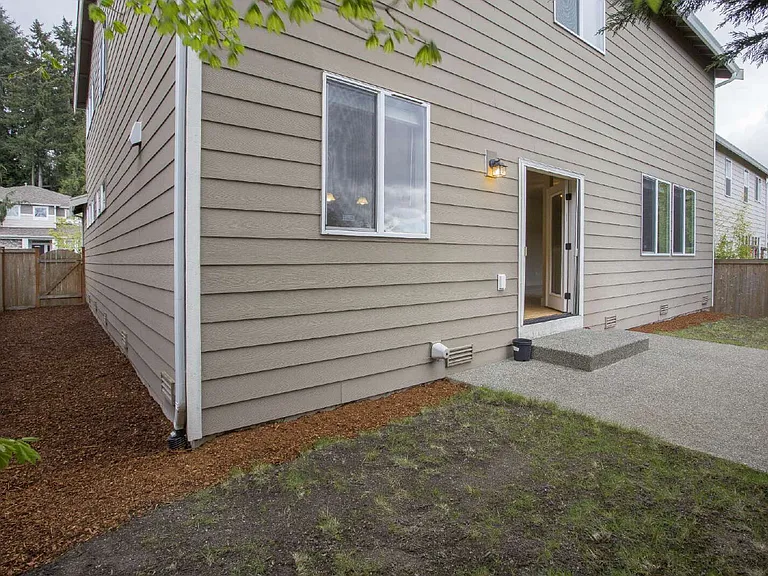 22918 36th Dr SE — Photo 27