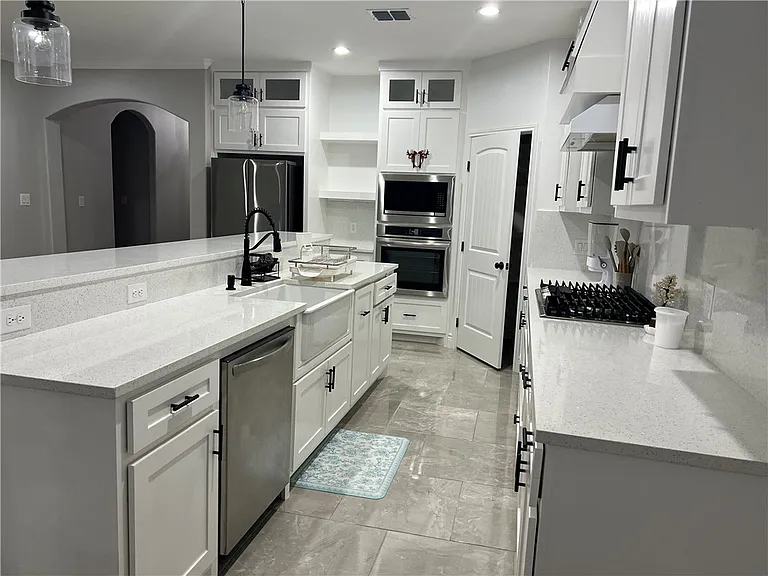 4006 Talbot Dr — Photo 16