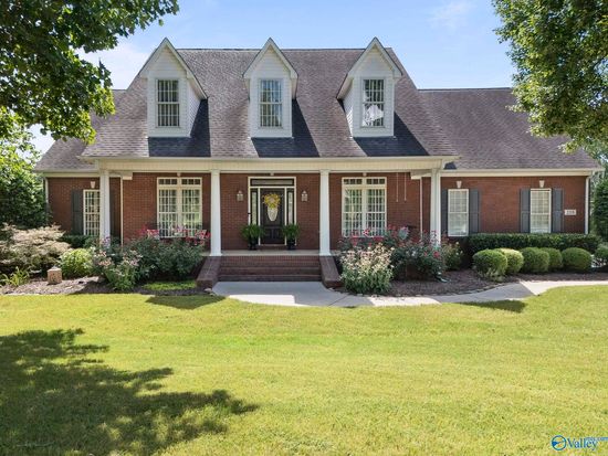 255 River Cove Rd, Huntsville, AL 35811