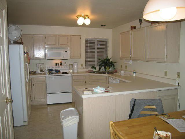 2nd image of 220 N 22nd Pl Unit 2064