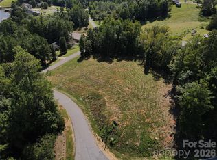 4707 Crystal Falls Ave, Hickory, NC 28601