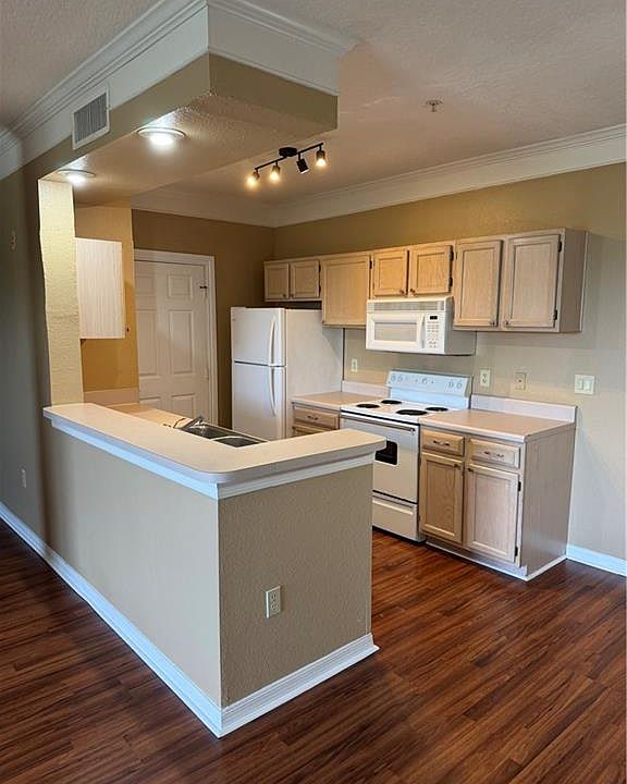 1st image of 11520 Villa Grand APT 1017