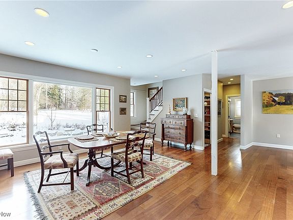 5th image of 31700 Woodcrest Dr