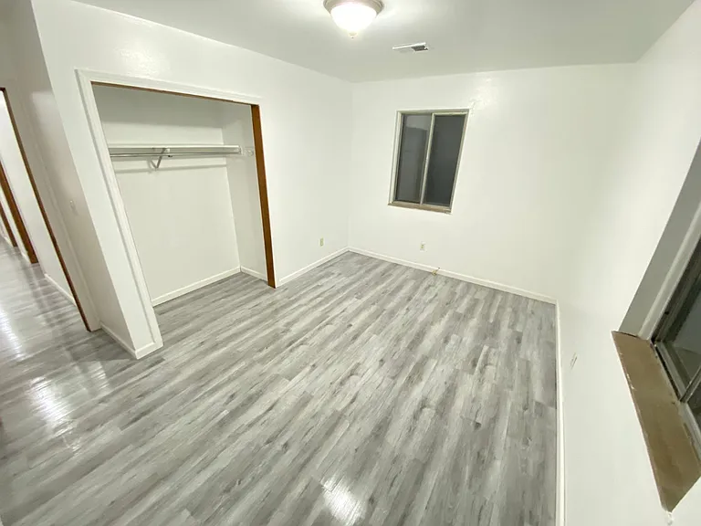 2121 Iuka Ave — Photo 9