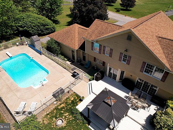 2nd image of 108 Heiskel Dr