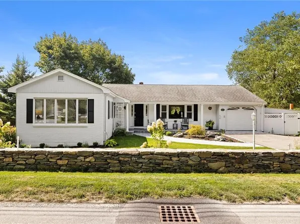 331 Third Beach Rd, Middletown, RI 02842