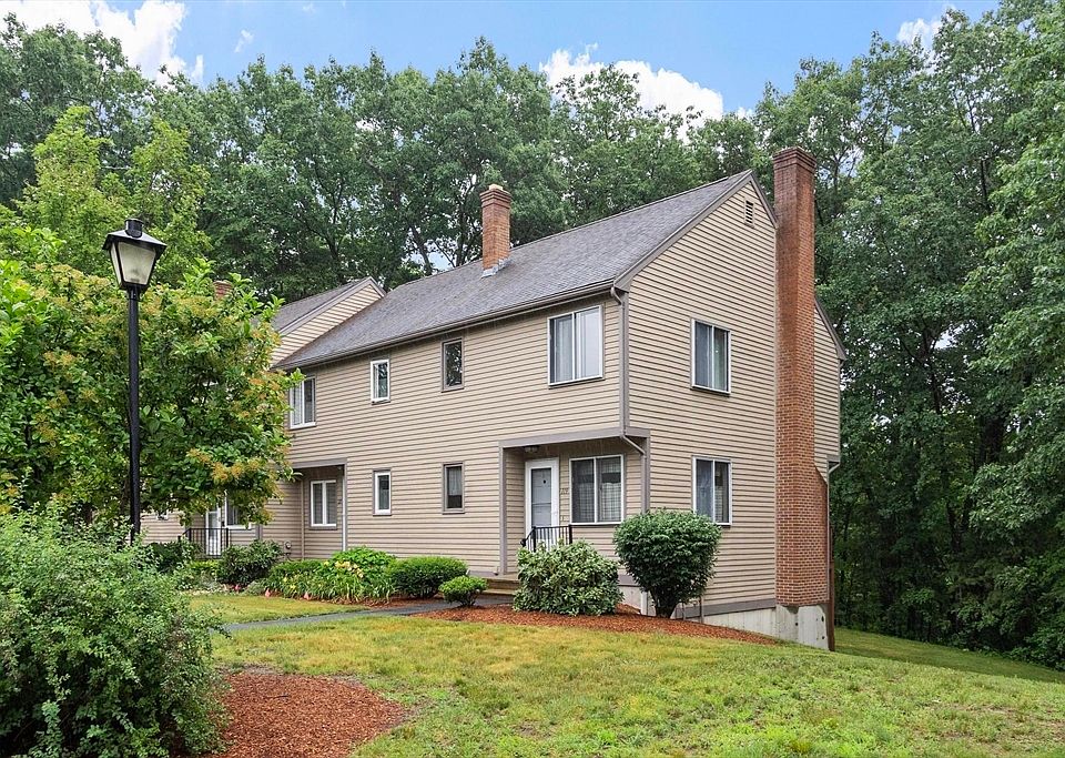 1st image of 119 Cortland Cir #119