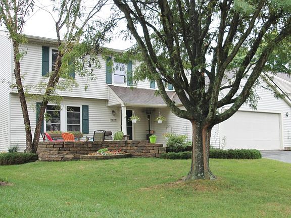 3rd image of 4325 Woodstream Dr